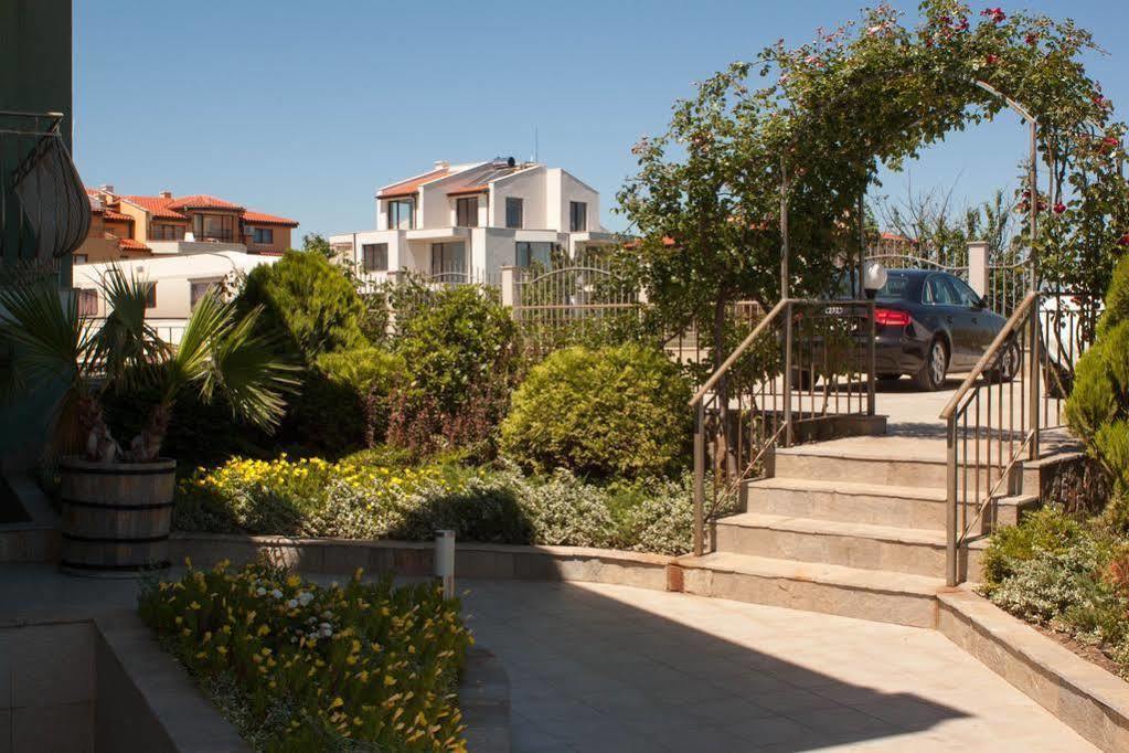 Апарт готель Gardenia Vacation Settlement Созополь Екстер'єр фото