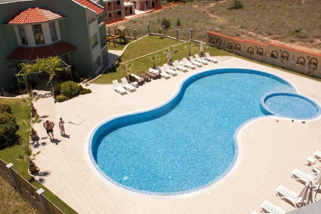 Апарт готель Gardenia Vacation Settlement Созополь Екстер'єр фото