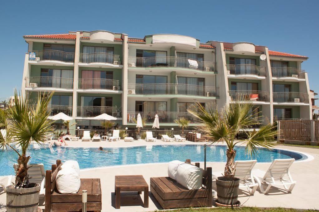 Апарт готель Gardenia Vacation Settlement Созополь Екстер'єр фото