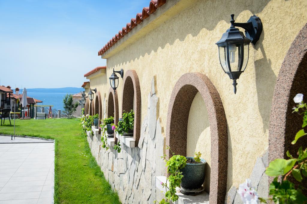 Апарт готель Gardenia Vacation Settlement Созополь Екстер'єр фото